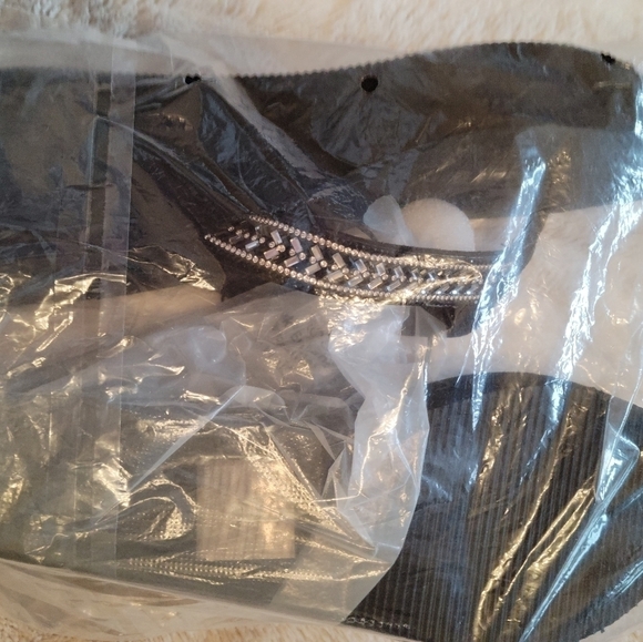 NWT Sandals - Picture 2 of 6